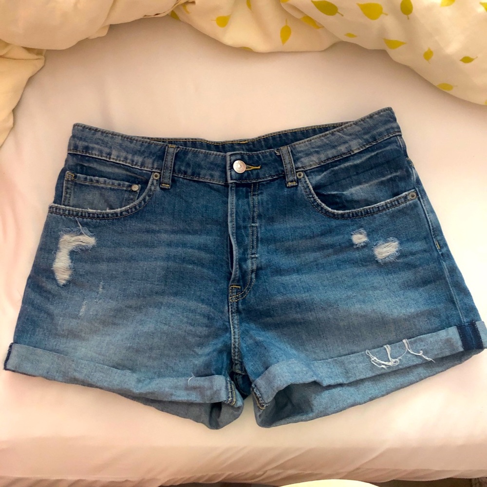 Slightly-ripped Blue Jean Shorts!
